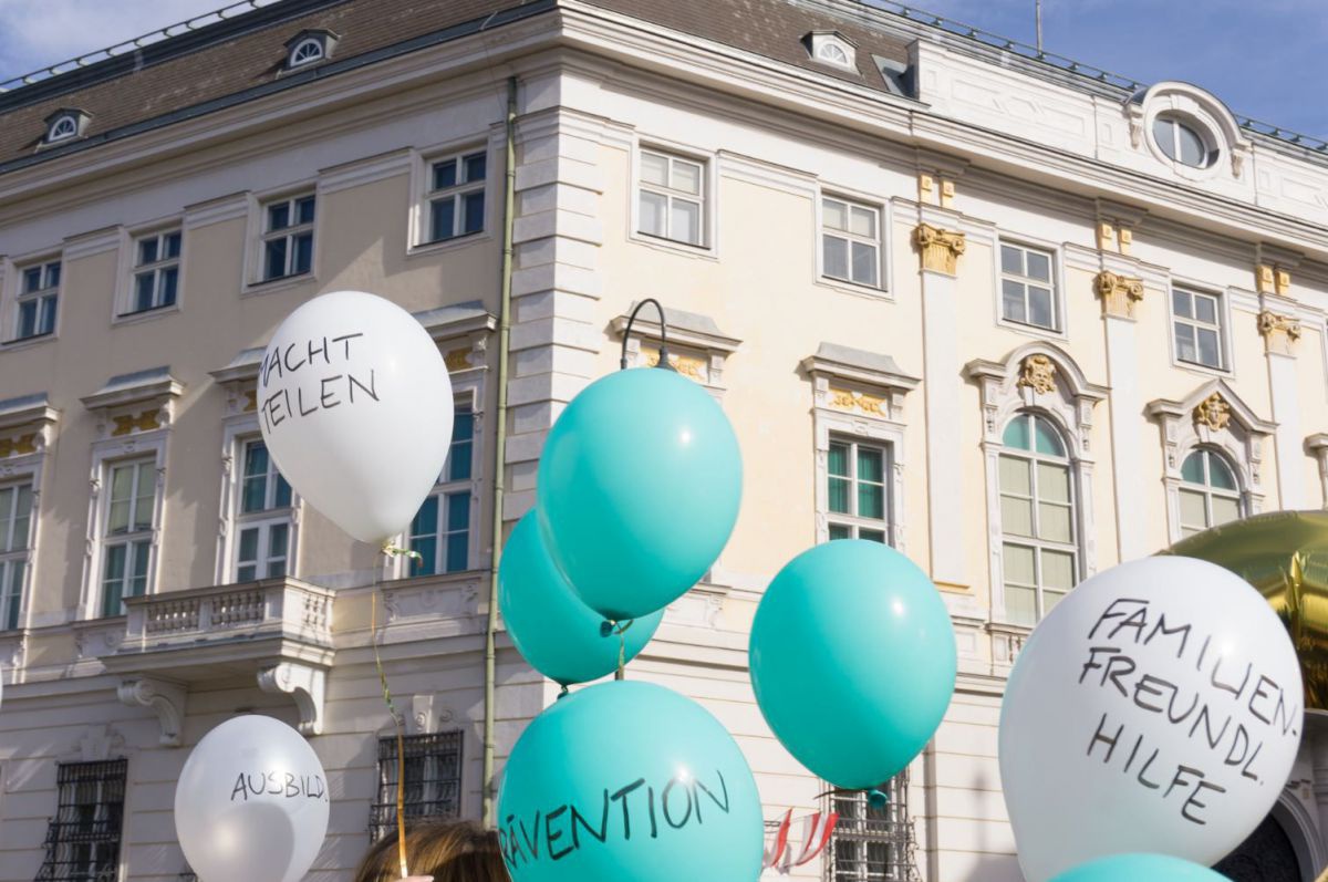 21 Luftballons mit Forderungen 21 Luftballons mit Forderungen