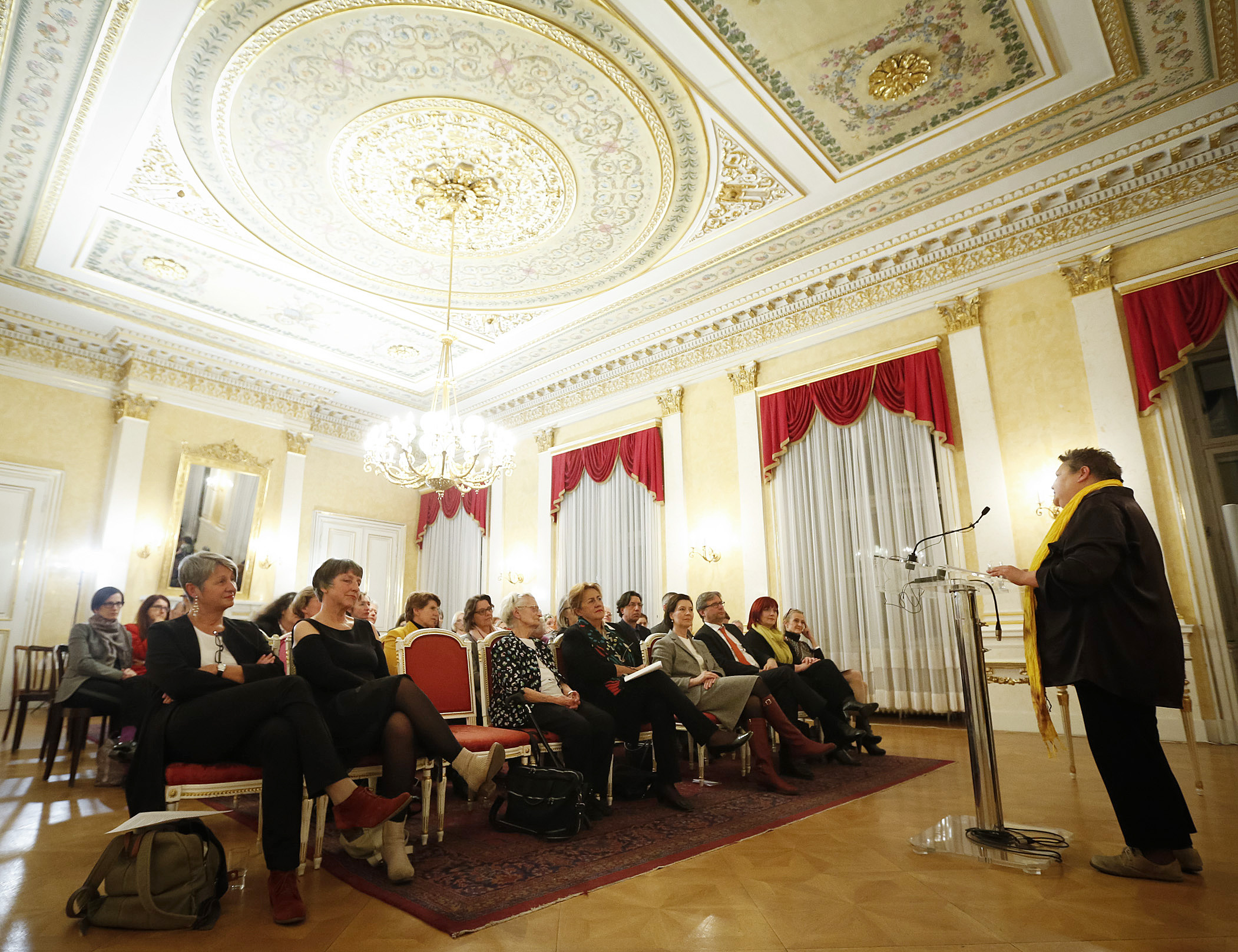 Laudatio Frauenring-Preis 2014 Laudatio Frauenring-Preis 2014